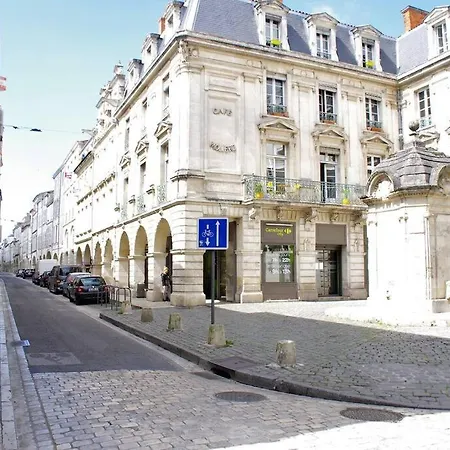 Vieille Pres Du Marche 86m2 Balcon *